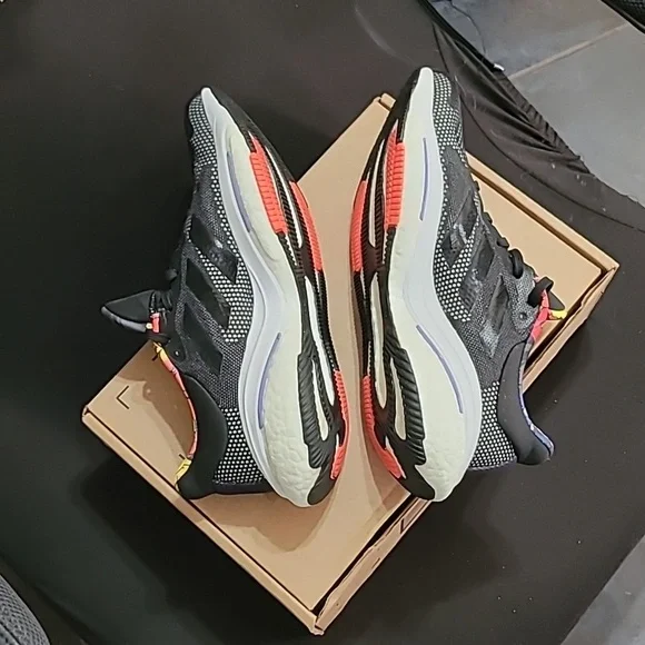 ADIDAS Women’s Solar Glide 5 Running Shoes Size 9.5 - Picture 5 of 8